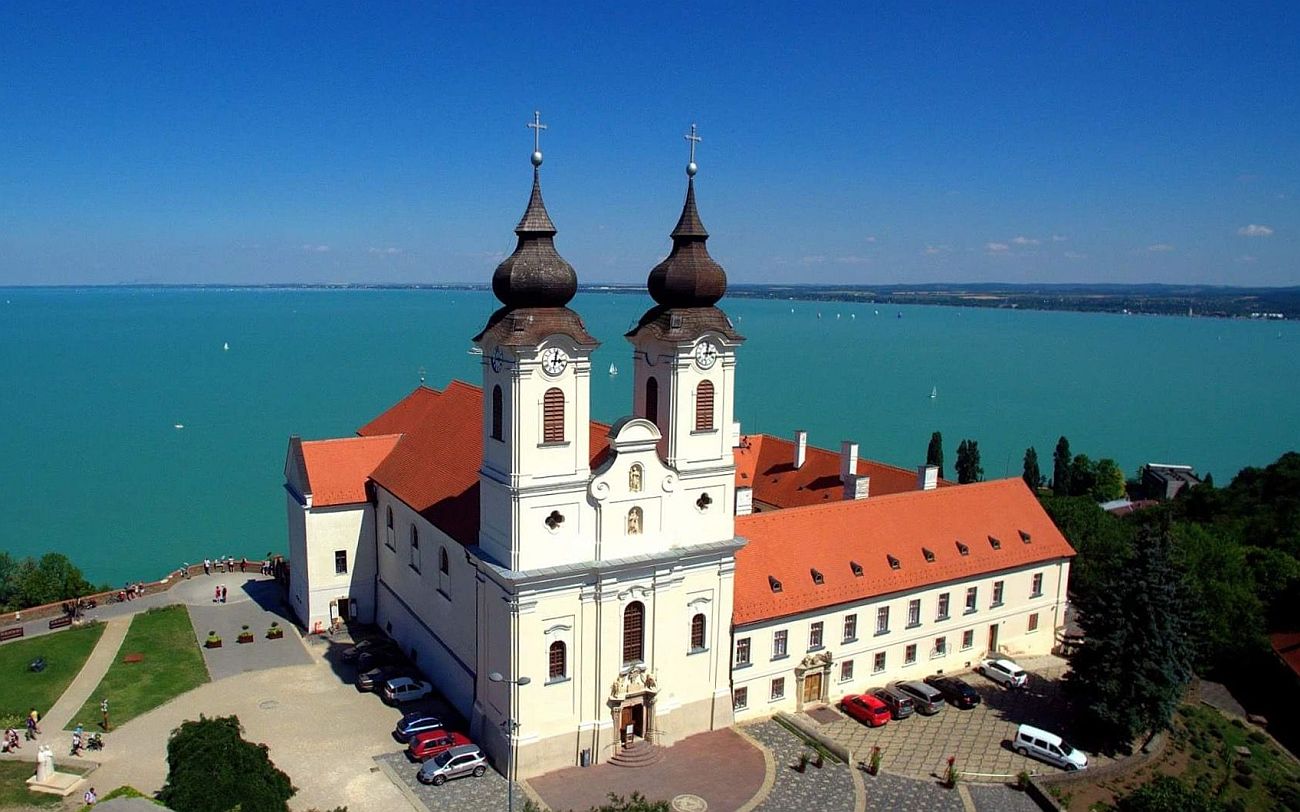 Тихань